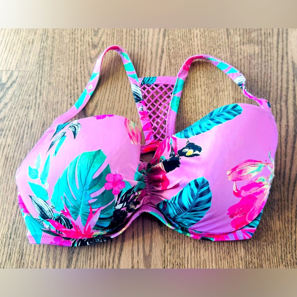 Shade & Shore 36 DD bikini top